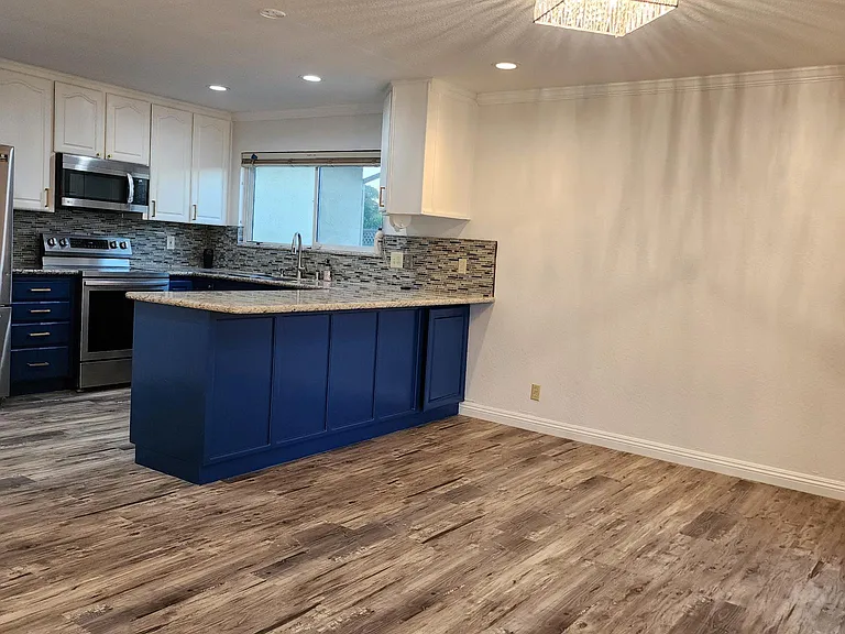 5522 Tyler Ct — Photo 12