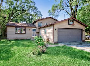 10345 W Ames Ave, Beach Park, IL 60099