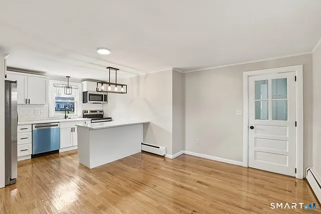 140 Camp Ave — Photo 6