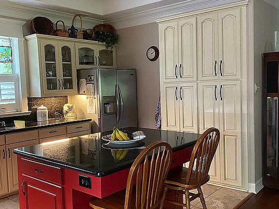3rd image of 1010 W Wildwood Dr