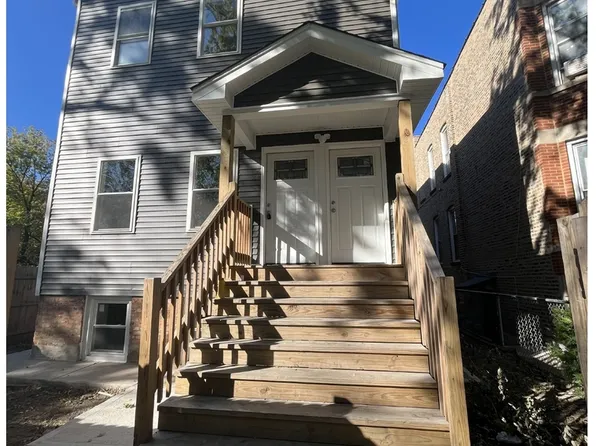 6448 S Saint Lawrence Ave #1, Chicago, IL 60637