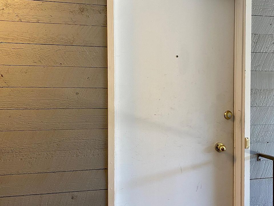 1st image of 1308 W 10th Ave #304
