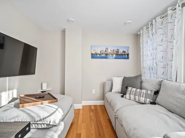 169 Endicott St #Id1364227p, Boston, MA 02113