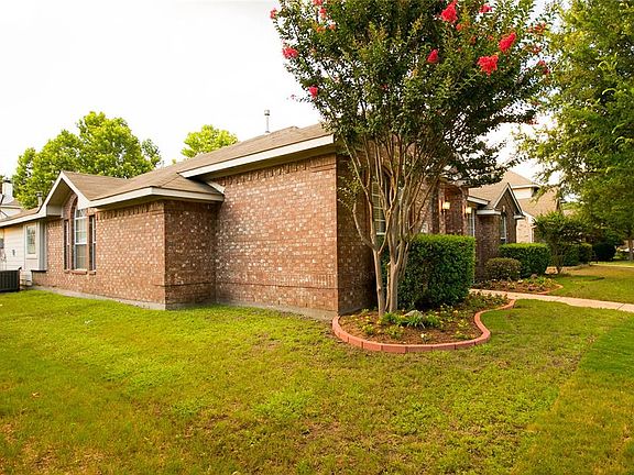 2nd image of 11006 Shadow Brook Ln