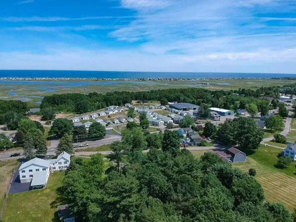 17 Bayley Road Unit 2, Wells, ME 04090