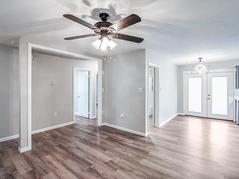 7 Summit Cir — Photo 5