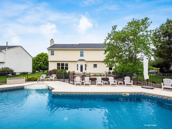 4305 Charles Ct, Hilliard, OH 43026