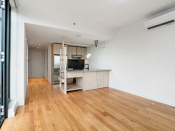 2nd image of 54 Noll St #7882