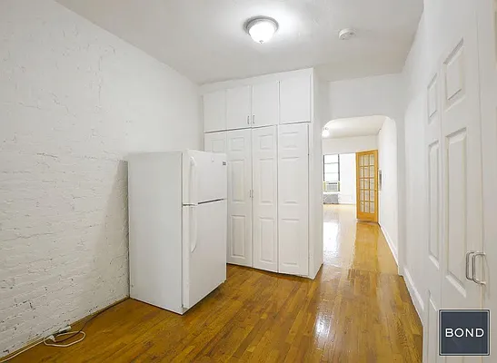 Rented by Bond New York | media 13