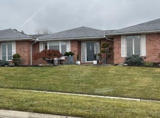 51 Random Dr, Hamilton, OH 45013