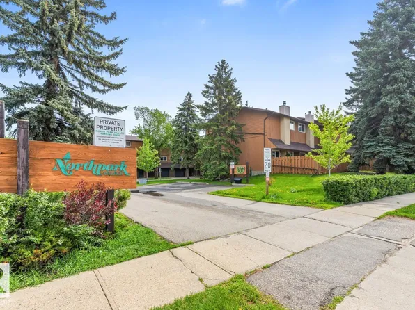 15731 121st St NW, Edmonton, AB T5X 2S1