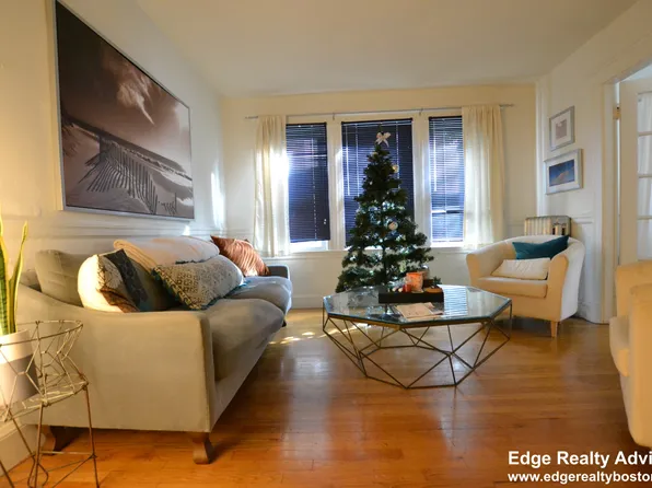 63 Euston Rd, Brighton, MA