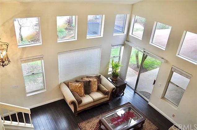 921 La Palma Cir — Photo 14