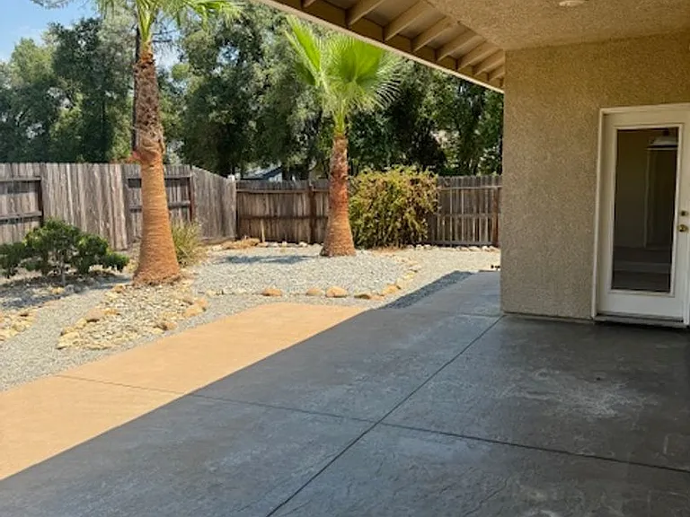 1390 Empress Ln — Photo 24