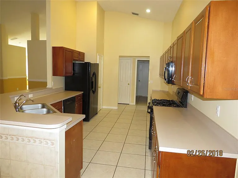 9427 Hunters Pond Dr — Photo 10