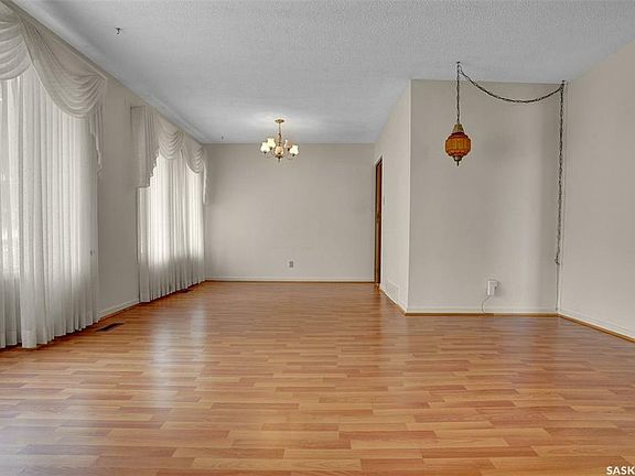 4th image of 316 Habkirk Dr