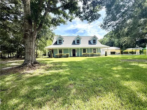 105 N Holiday Dr, Slidell, LA 70461