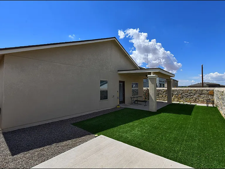 221 Jennice Cir — Photo 45