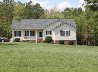 27686 Perkins Rd, North Dinwiddie, VA 23805