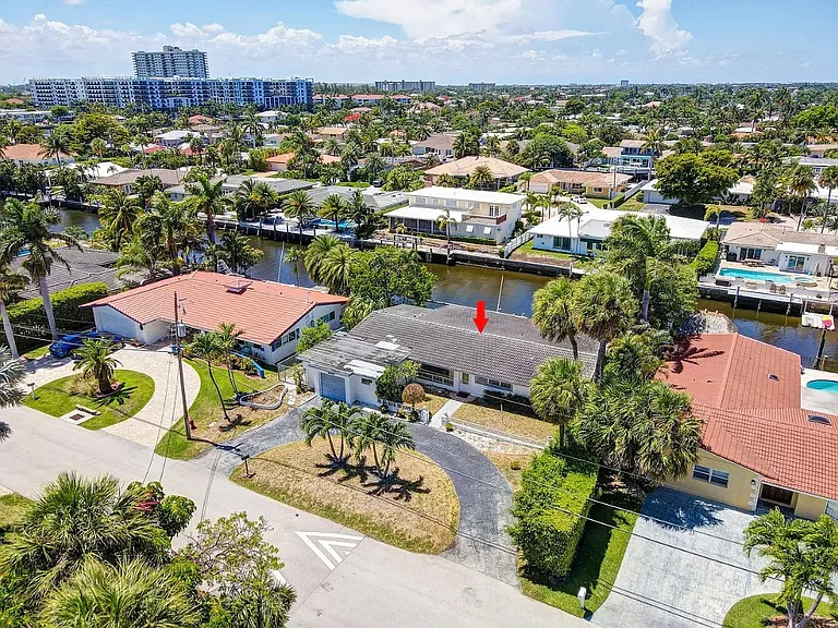 2041 Coral Reef Dr — Photo 9