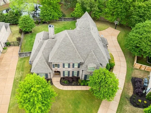 10018 Bushrod Cv, Collierville, TN 38017