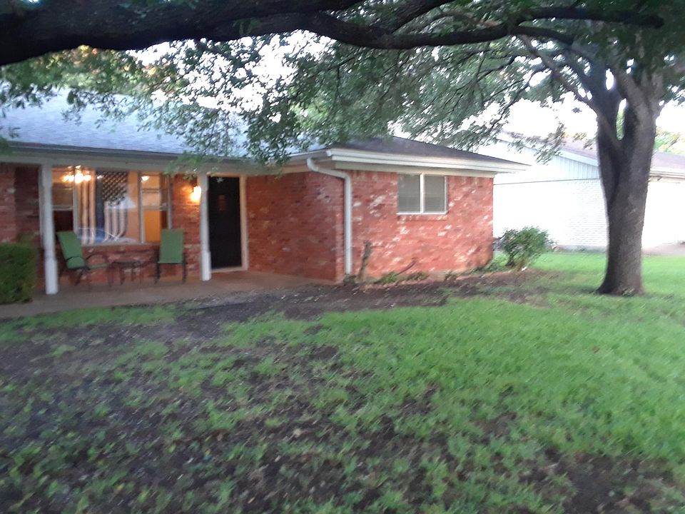 1st image of 6901 Chippendale Dr