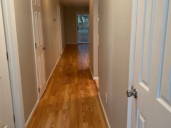 3rd image of 2852 Fawnwood Cir