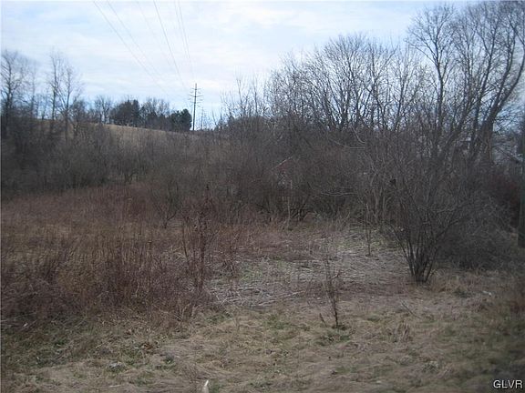 5th image of Lehigh Dr