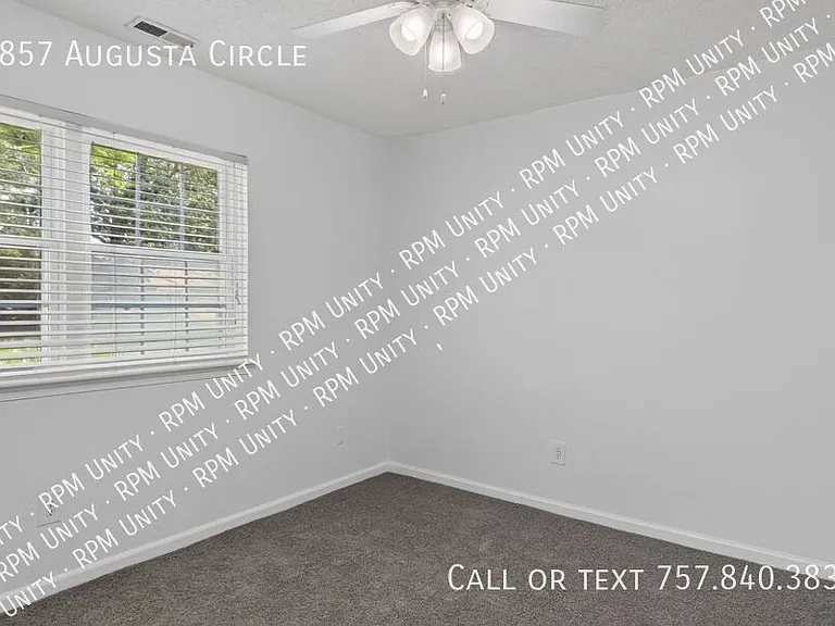 2857 Augusta Cir — Photo 16