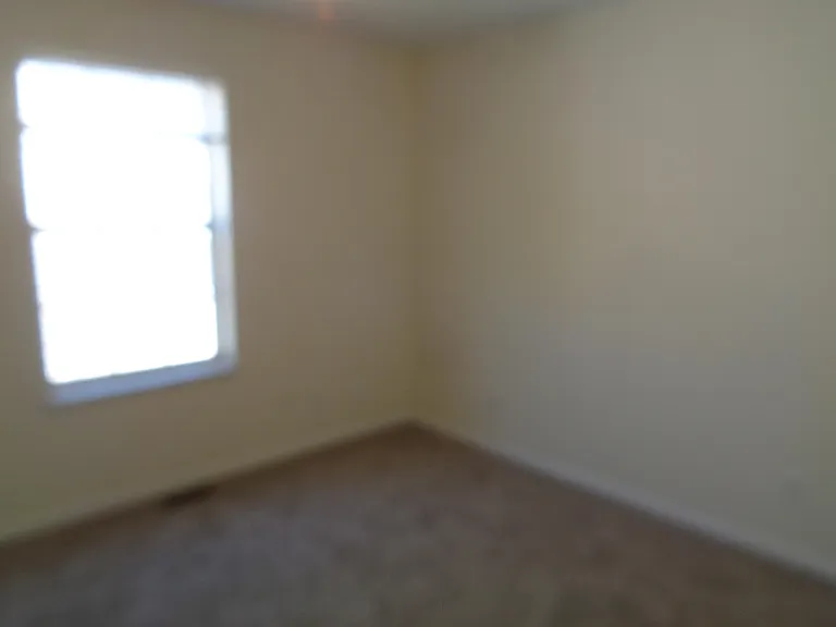 1502 W Worley St — Photo 9