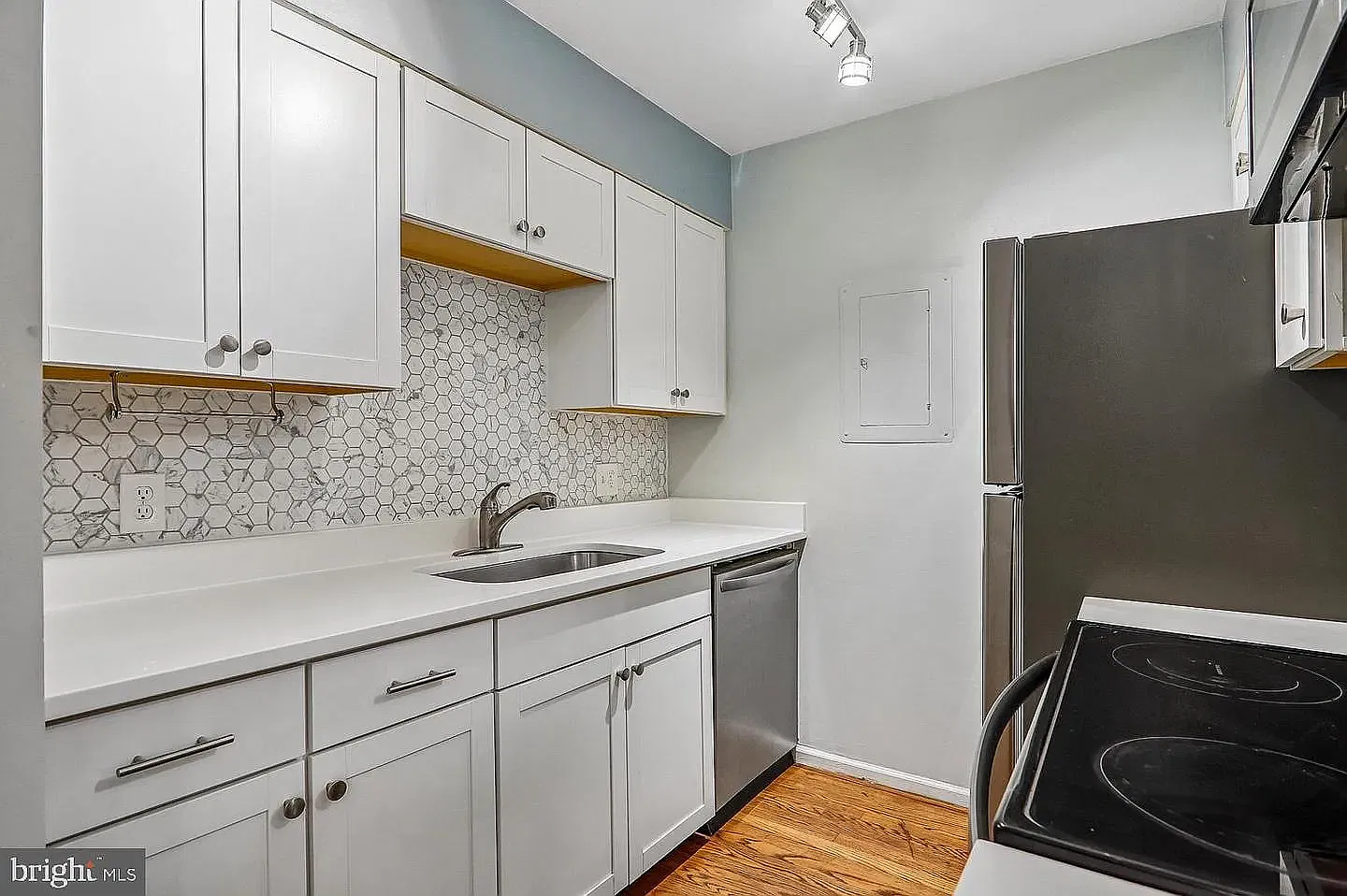 1 bed, 799 sqft, $2,175 — Photo 4