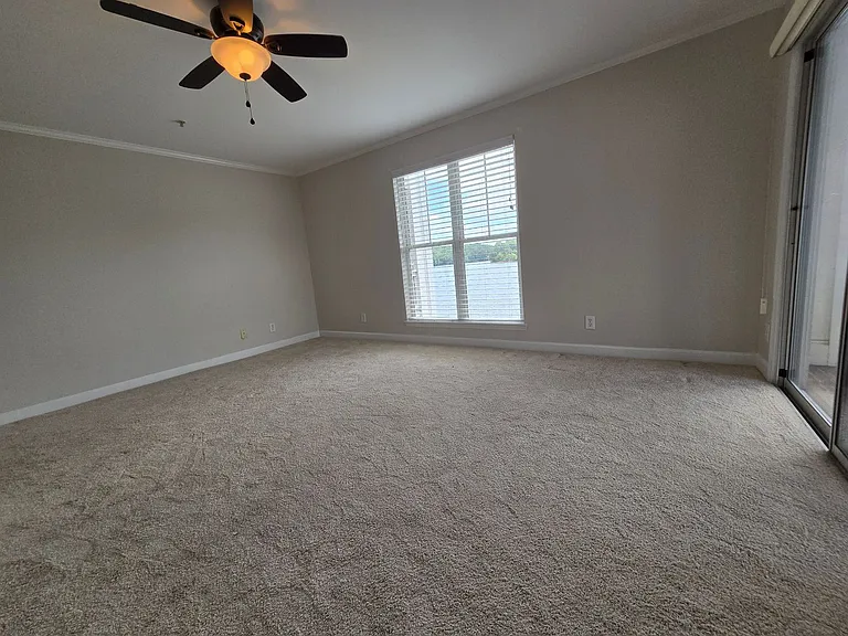 940 Jetton St #17 — Photo 9
