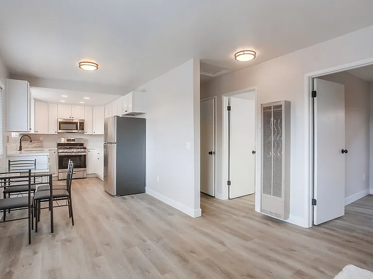 240 E California Ave #240 — Photo 4