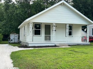 2006 W Olive St, Springfield, MO 65802