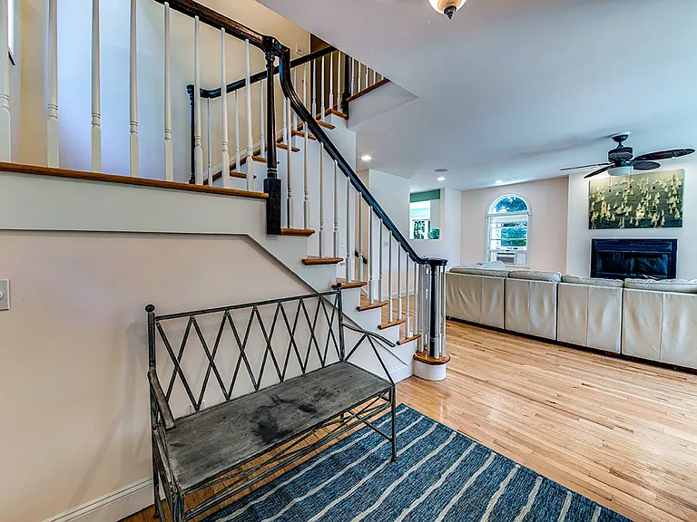 31 Narrow Ln — Photo 15