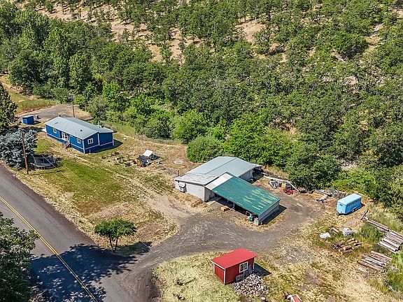 3rd image of 3573 Browns Creek Rd
