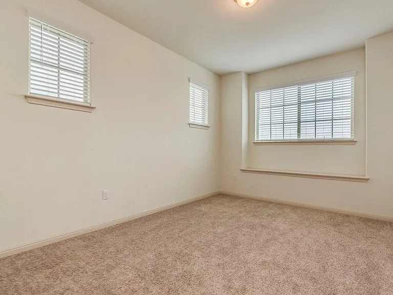 16445 Marcello Dr — Photo 24