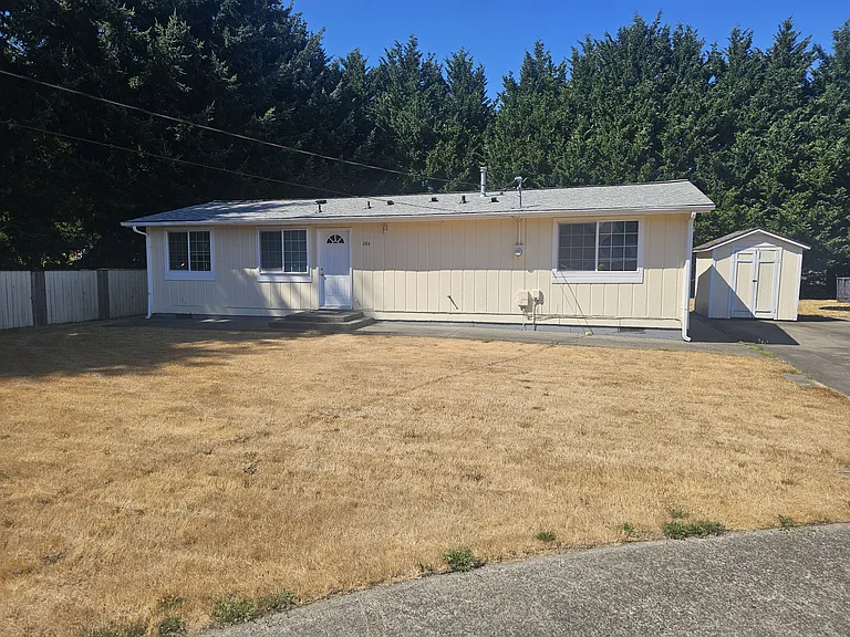 284 Scott St SE — Photo 1