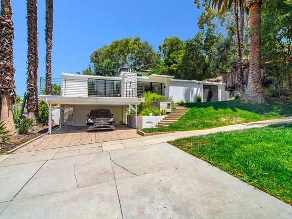 21115 Dumetz Rd, Woodland Hills, CA 91364
