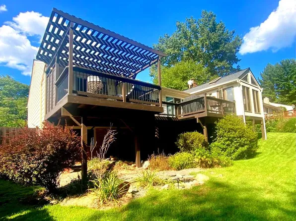 621 Piping Rock Dr, Silver Spring, MD 20905