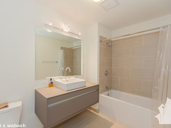 3rd image of 1345 S Wabash Ave #1115