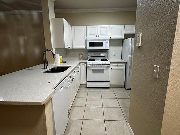3rd image of 3379 S Kirkman Rd APT 1025
