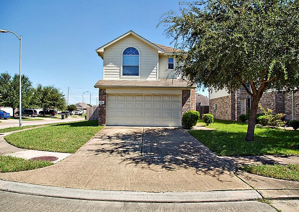 1st image of 6746 Windy River Ln #2
