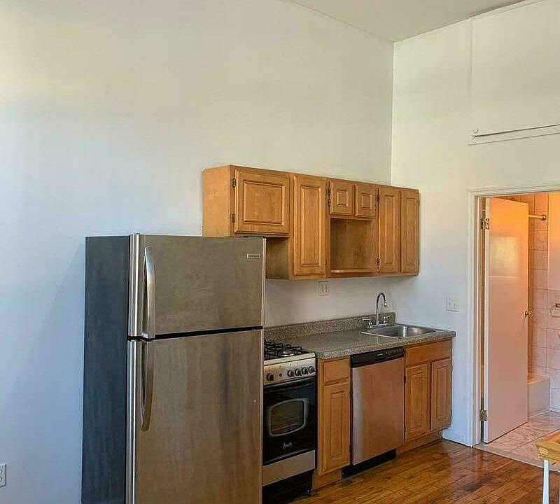 1st image of 635 Bushwick Ave APT 1D
