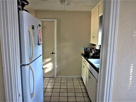 4th image of 1704 S Tyler St