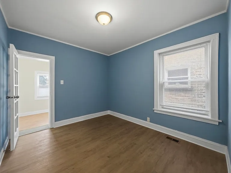 7212 S Indiana Ave #1 — Photo 5