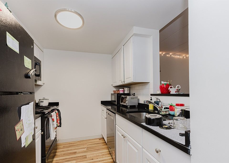 1st image of 1933 Commonwealth Ave APT 410