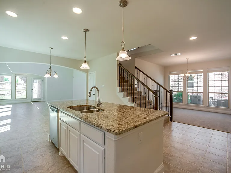 3316 Damsel Sauvage Ln — Photo 8