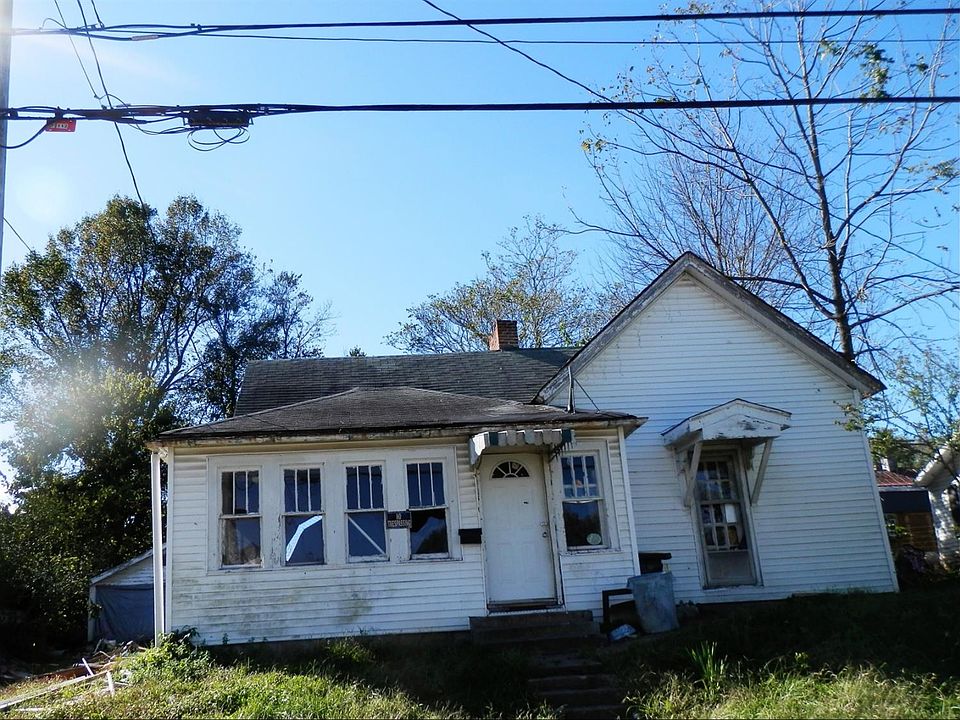 1st image of 110 N Queen St