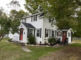 29707 E Somes Rd, Drummond Island, MI 49726